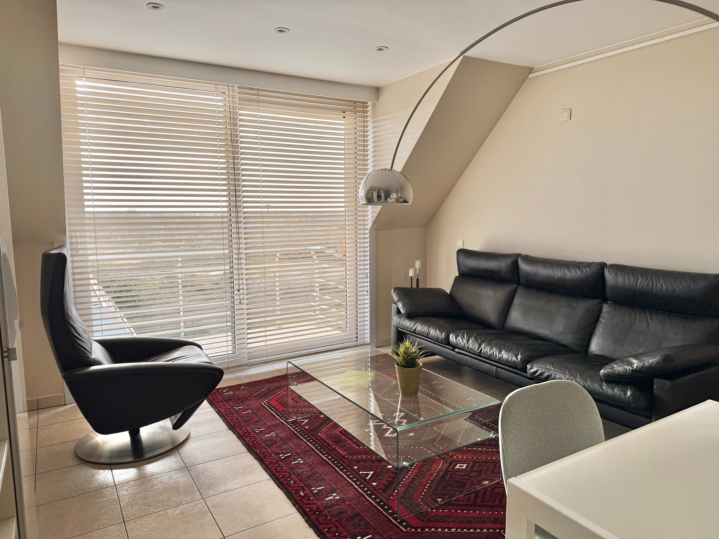 TE HUUR - Nieuwpoort-Bad: Appartement met 2 slaapkamers en open zicht - foto 3