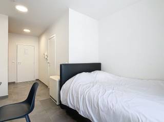 Co immo verkoopt Studio in Europese wijk te Brussel.Welkom in deze volledig bemeubelde studio in het hart van Brussel, ideaal gelegen voor expats en...