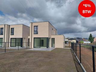 VERKOOP AAN 6% BTW mogelijk onder voorwaarden !Nieuwbouwproject van 5 ruime, moderne woningen met plat dak nabij het centrum van Mol.Deze woningen...