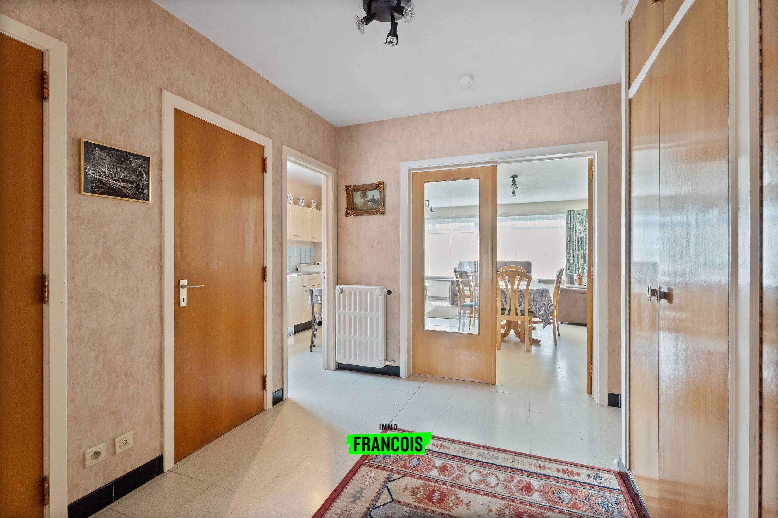 Instapklaar appartement met 2 slaapkamers met garage in het centrum van Diksmuide - foto 3