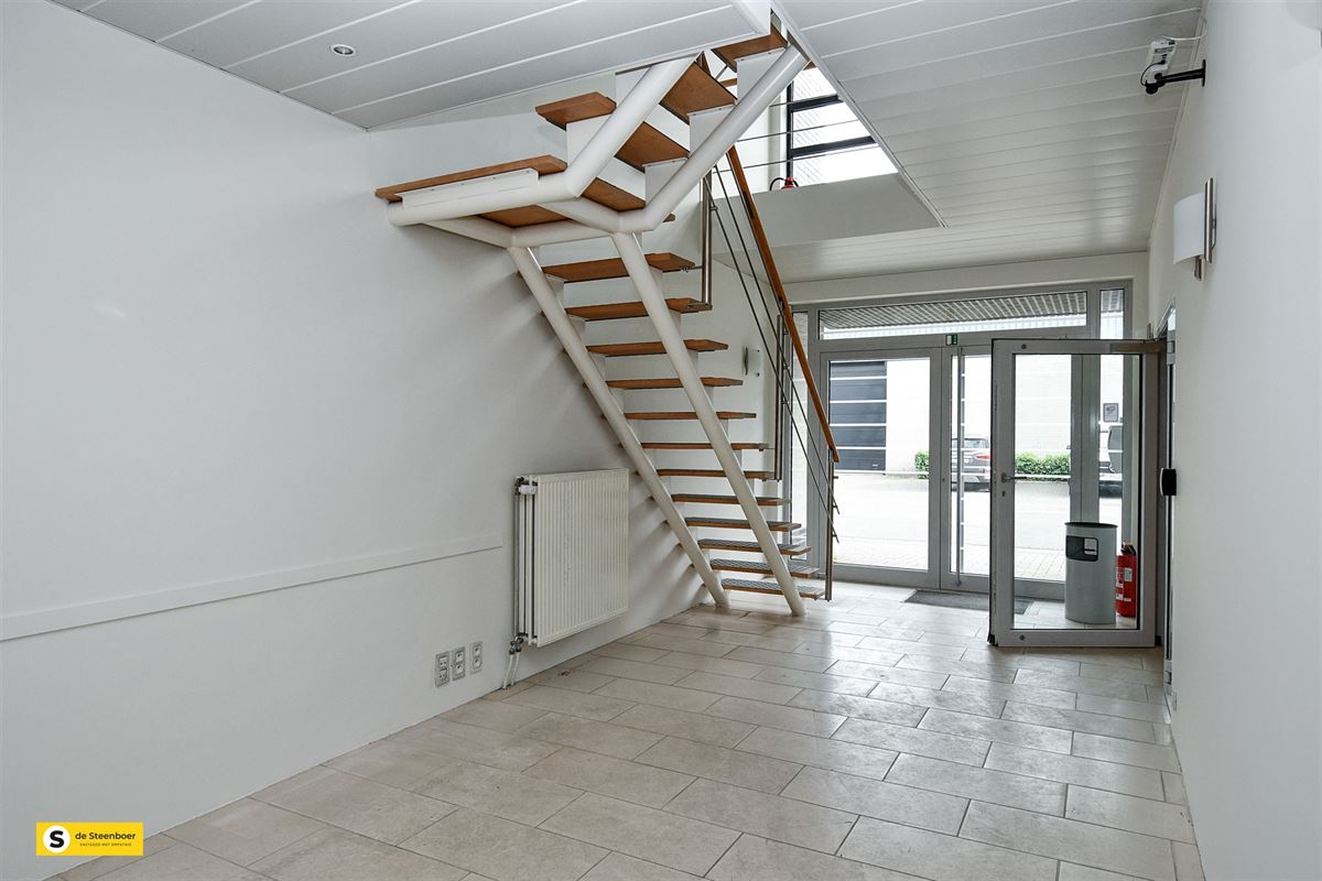 Bureelgebouw - foto 3
