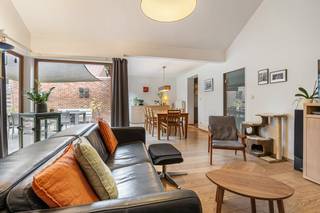 Waarom dit jouw nieuwe thuis wordt?:+ Topligging: nabij centrum Alken, winkels, scholen en openbaar vervoer+ Grondig gerenoveerd:...