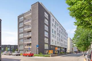 Welkom in Leuven! Net binnen de stadsrand vind je dit ruime appartement in de Jan-Pieter Minckelersstraat, waar je geniet van een toplocatie: vlak...