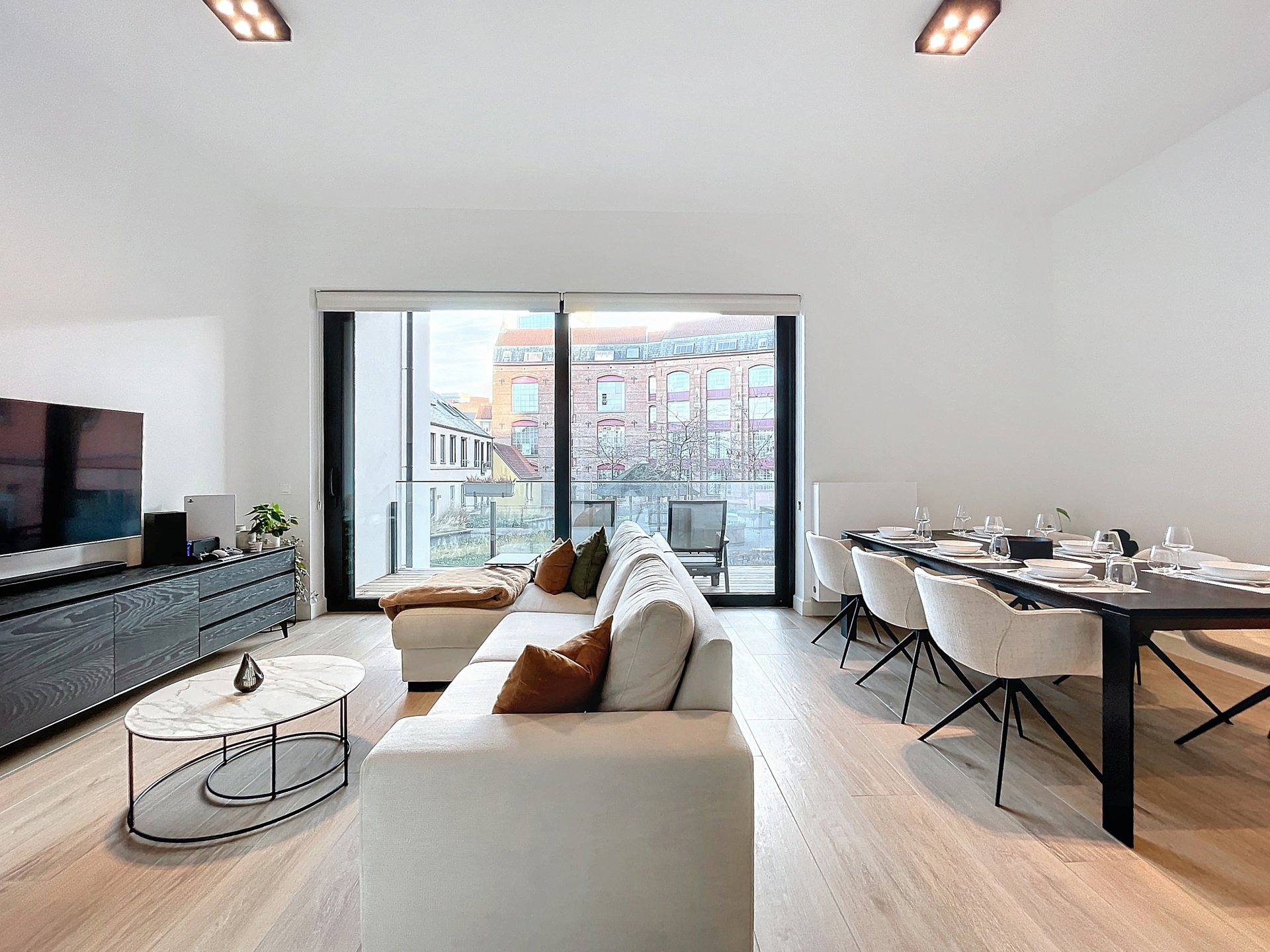 Apartment for rent in Saint-Josse-ten-Noode with 2 bedrooms - photo 3