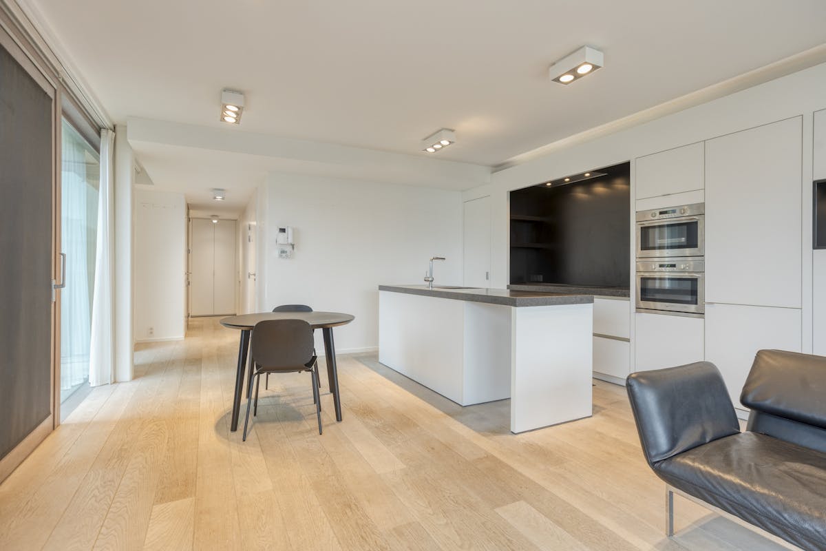 Modern appartement van Rietveld vlakbij zee in Sint-Idesbald - foto 3