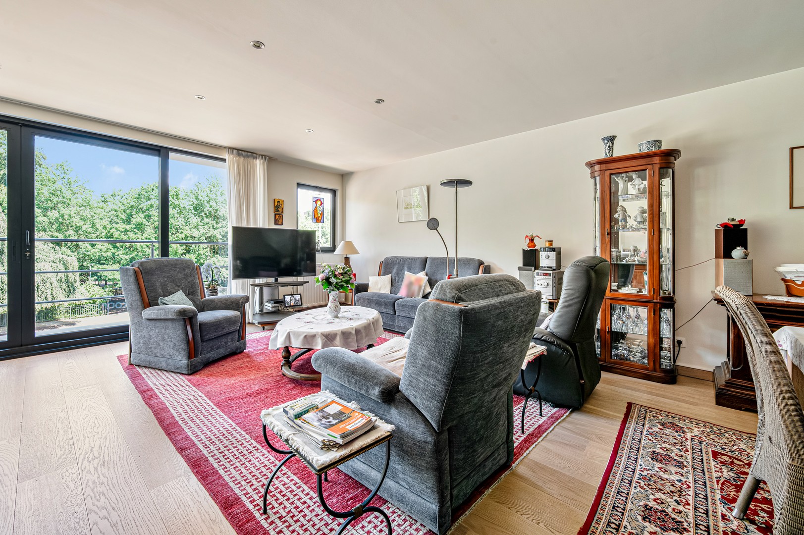 Knap en ruim 2eV appartement (ca 120m2) met zicht op het park van Sint-Niklaas - foto 4