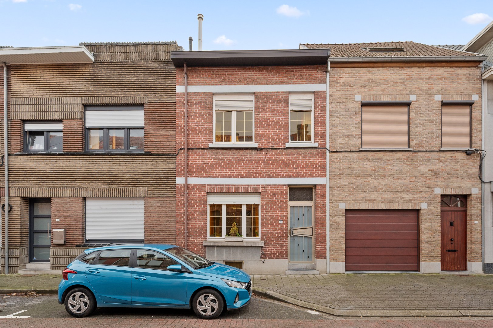 Instapklare rijwoning met 3 slpks en ruime tuin op stadsrand - foto 1