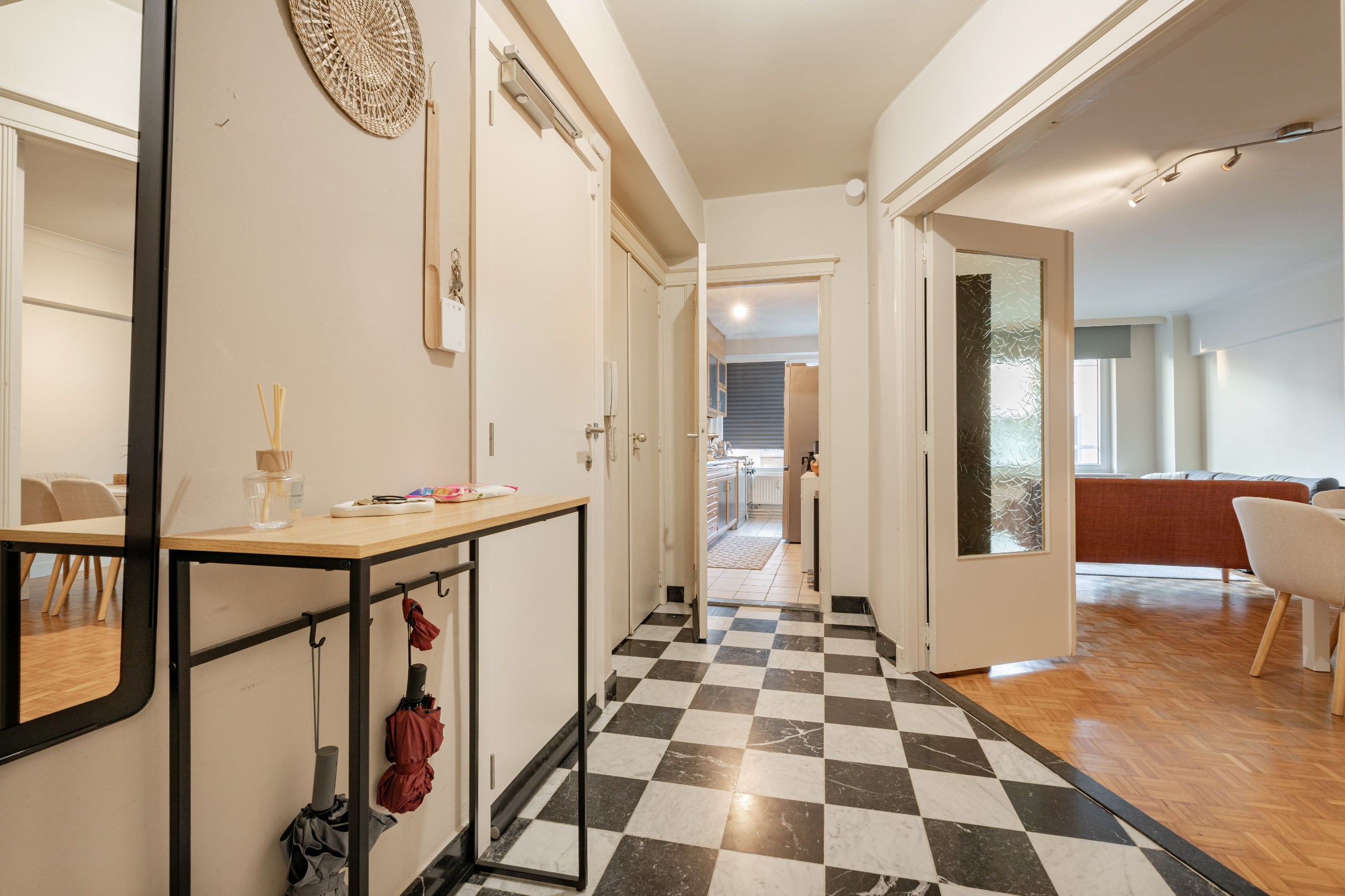 2-slaapkamer appartement op centrumlocatie - foto 4