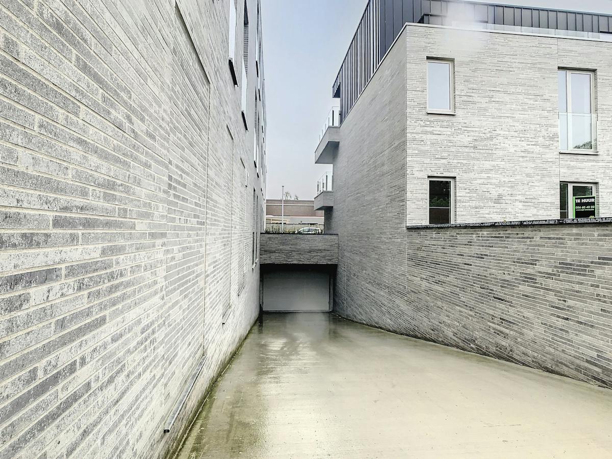 Ondergrondse autostaanplaats te koop in centrum Wielsbeke - foto 2