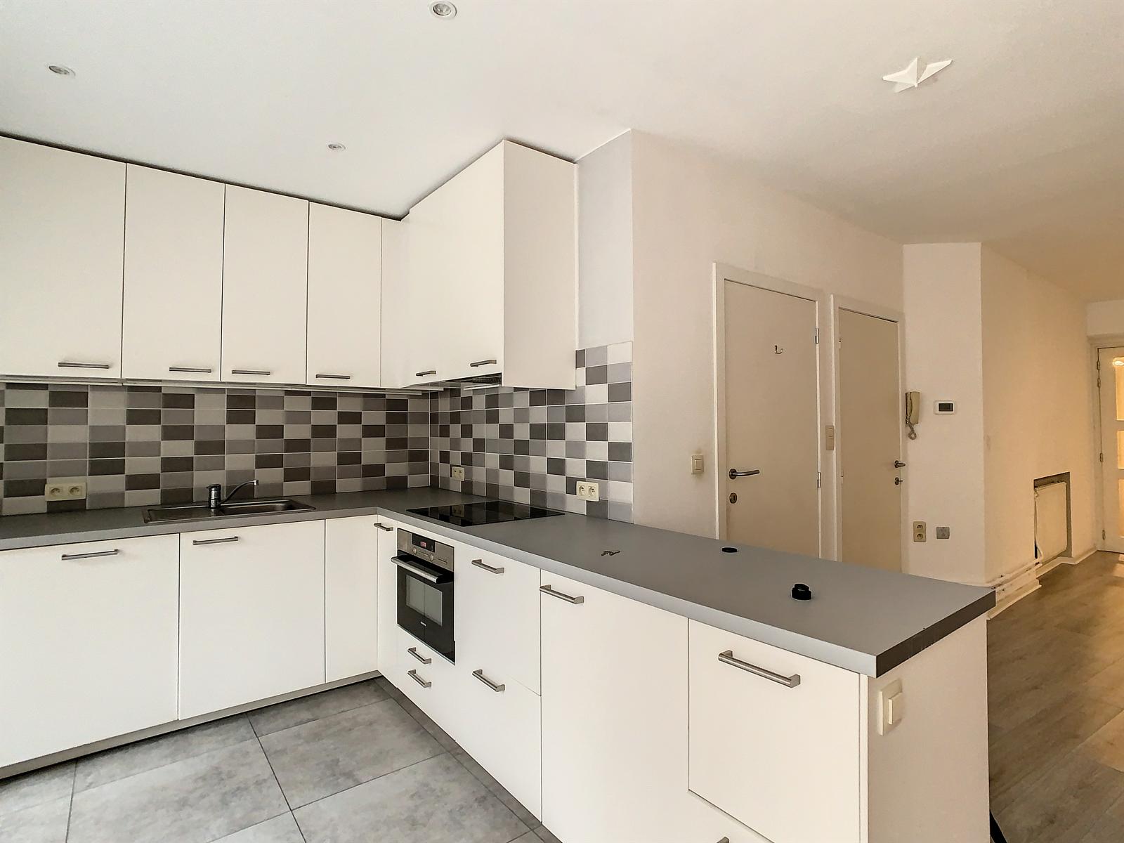 Appartement van meer dan 100m² in het centrum - foto 4