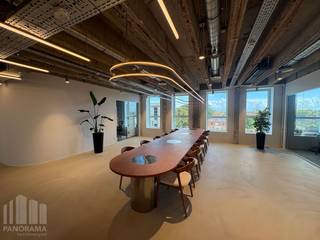 Gelegen op een toplocatie in <strong>Gentbrugge</strong>, bevindt zich dit moderne businesscenter <strong>"Watt The Health" </strong>op korte afstand van het centrum van Gent. Dankzij de ligging nabij de R40 en de E17 en het openbaar vervoer in de directe omgeving, is het kantoor vlot bereikbaar.<br /><br />Deze instapklare all-in kantoorruimte van 46 m² biedt plaats aan <strong>10 werkplekken</strong> en combineert een professionele werkomgeving met tal van gedeelde faciliteiten. U kunt gebruikmaken van moderne vergaderruimtes, phone booths, een stijlvolle lounge, volledig uitgeruste keuken en een aangenaam rooftopterras. Daarnaast beschikt u over 24/7 toegang tot het businesscenter, een onthaaldienst en een fietsenstalling.<br /><br /><strong>ALL-IN PRIJS</strong>: internet, onroerende voorheffing, verwarming, elektriciteit, schoonmaak en het gebruik van de gedeelde faciliteiten zijn inbegrepen in de huurprijs. Bovendien is een flexibele huurtermijn mogelijk, afgestemd op de behoeften van uw onderneming.<br /><br />Neem vandaag nog contact op met <strong>Simon </strong>PANORAMA B2B GENT KANTOREN voor meer informatie of om een vrijblijvend plaatsbezoek in te plannen via het nummer <strong>0477 44 39 30</strong>.