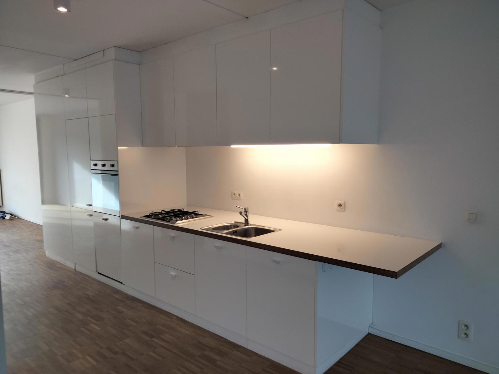 Uniek appartement met terras en tuin - foto 4