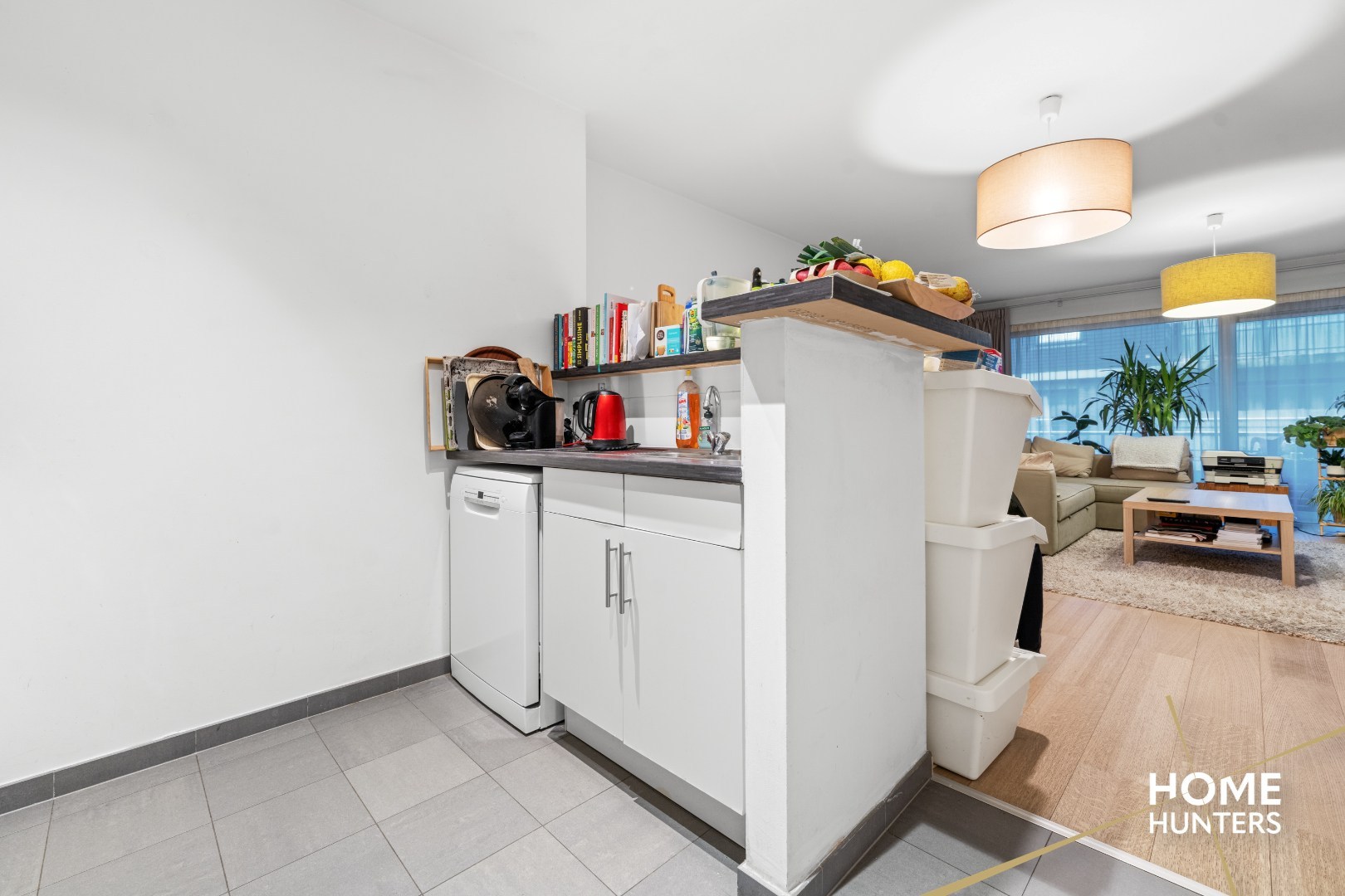 Charmant en lichtrijk appartement met terras op gunstige ligging vlak bij Brussel! - foto 4