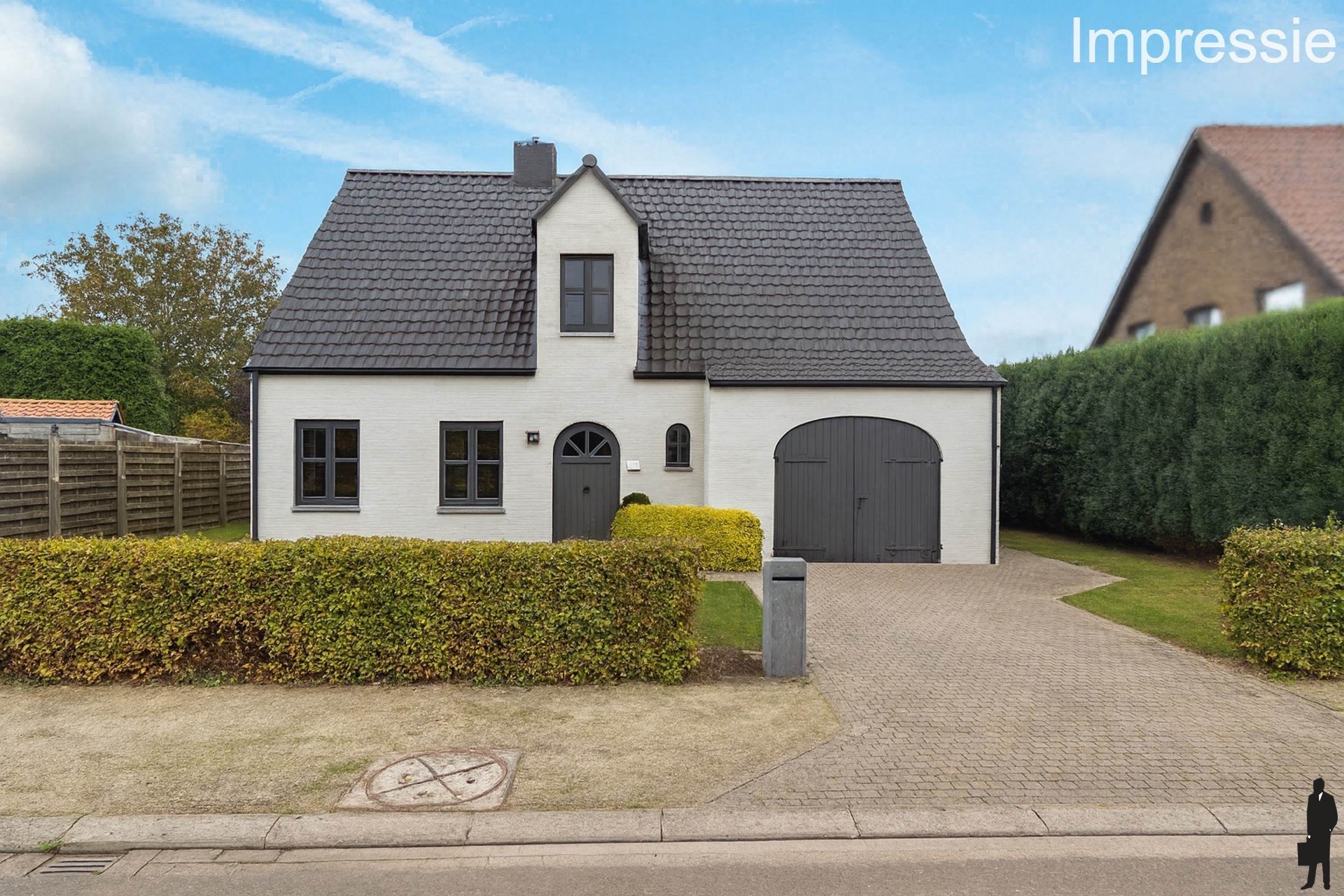 Ruime woning met 3 slpk., 2 badk. en bijgebouw in Weelde - foto 1