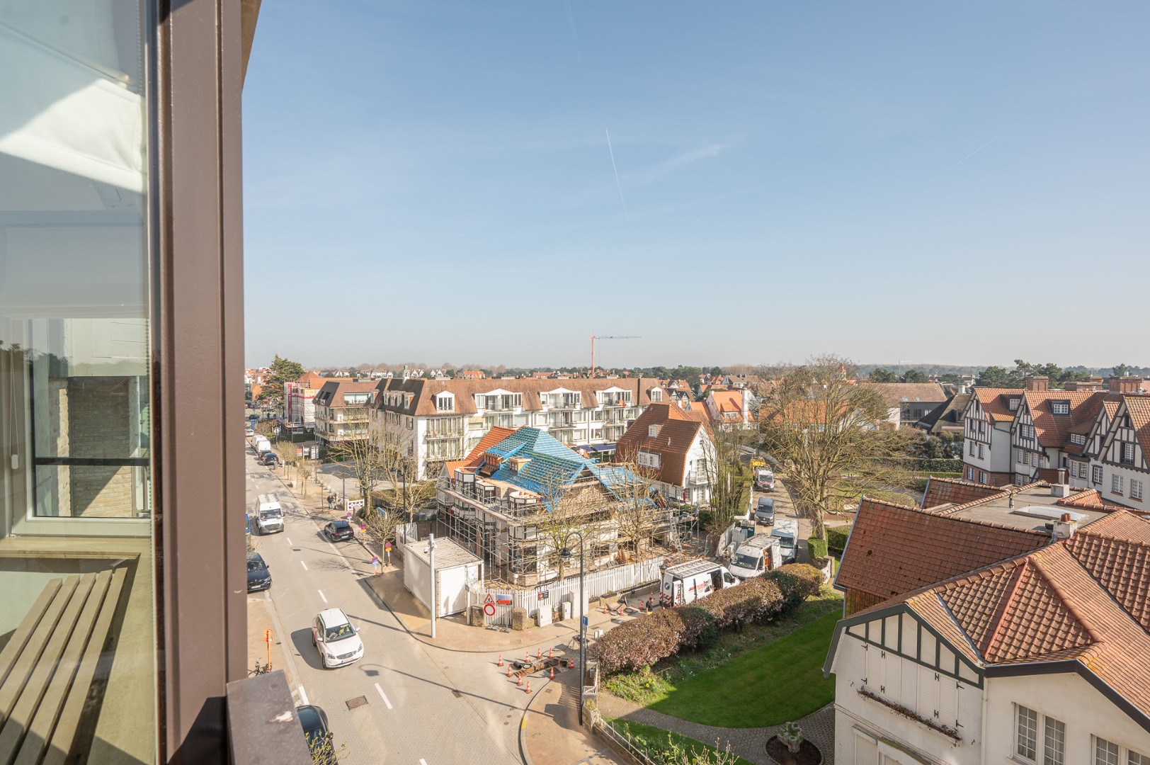 Zuidgericht appartement gelegen op Kustlaan, genietend van bijzonder mooi open zicht - foto 1