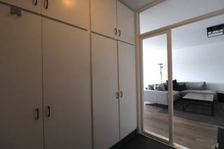 Bent u opzoek naar een ruim én instapklaar appartement met 2 slaapkamers + dressing, terras en garage? Lees en kijk dan snel even verder!Dit...