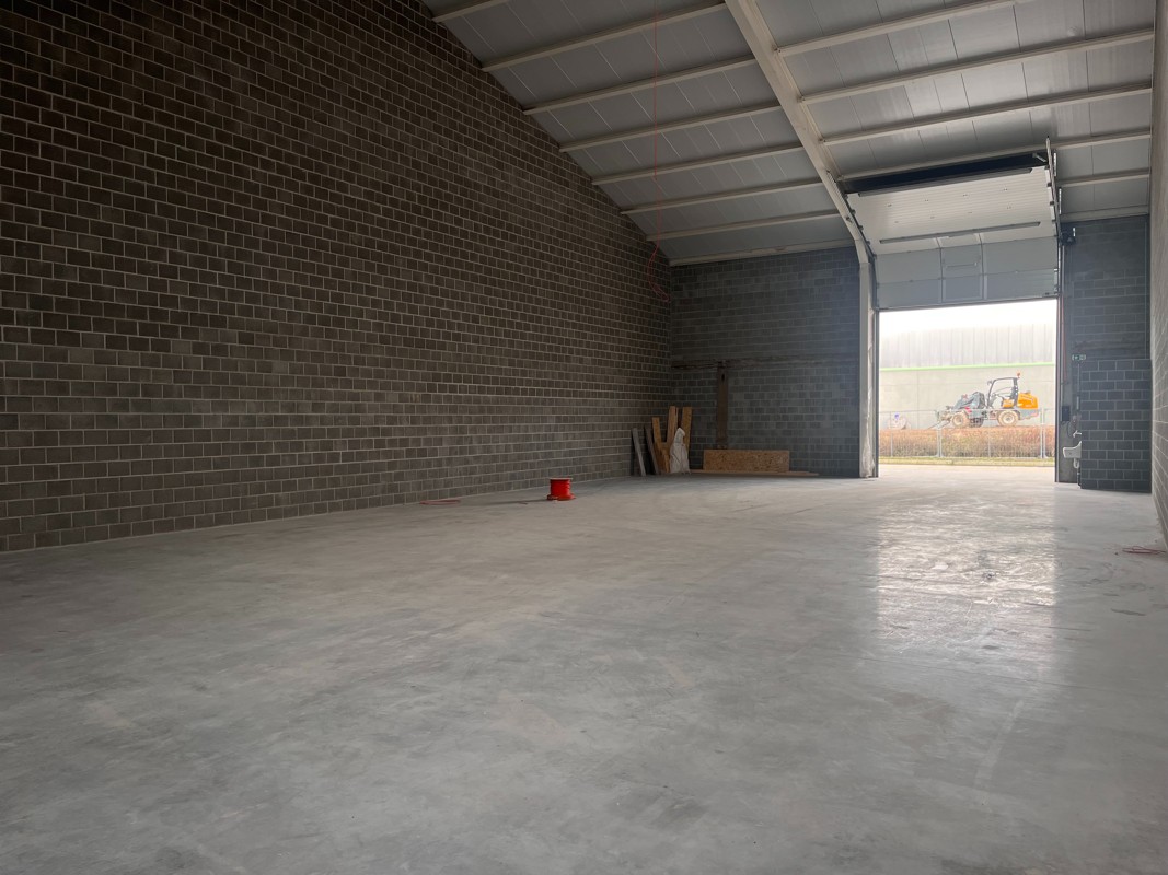 Magazijn van 268 m² groot te Roborst, Zwalm - foto 3