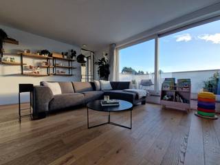 In het centrum van Minderhoutdorp bevindt zich dit stijlvol afgewerkte appartement van 89 m², gebouwd in december 2017. Het combineert...