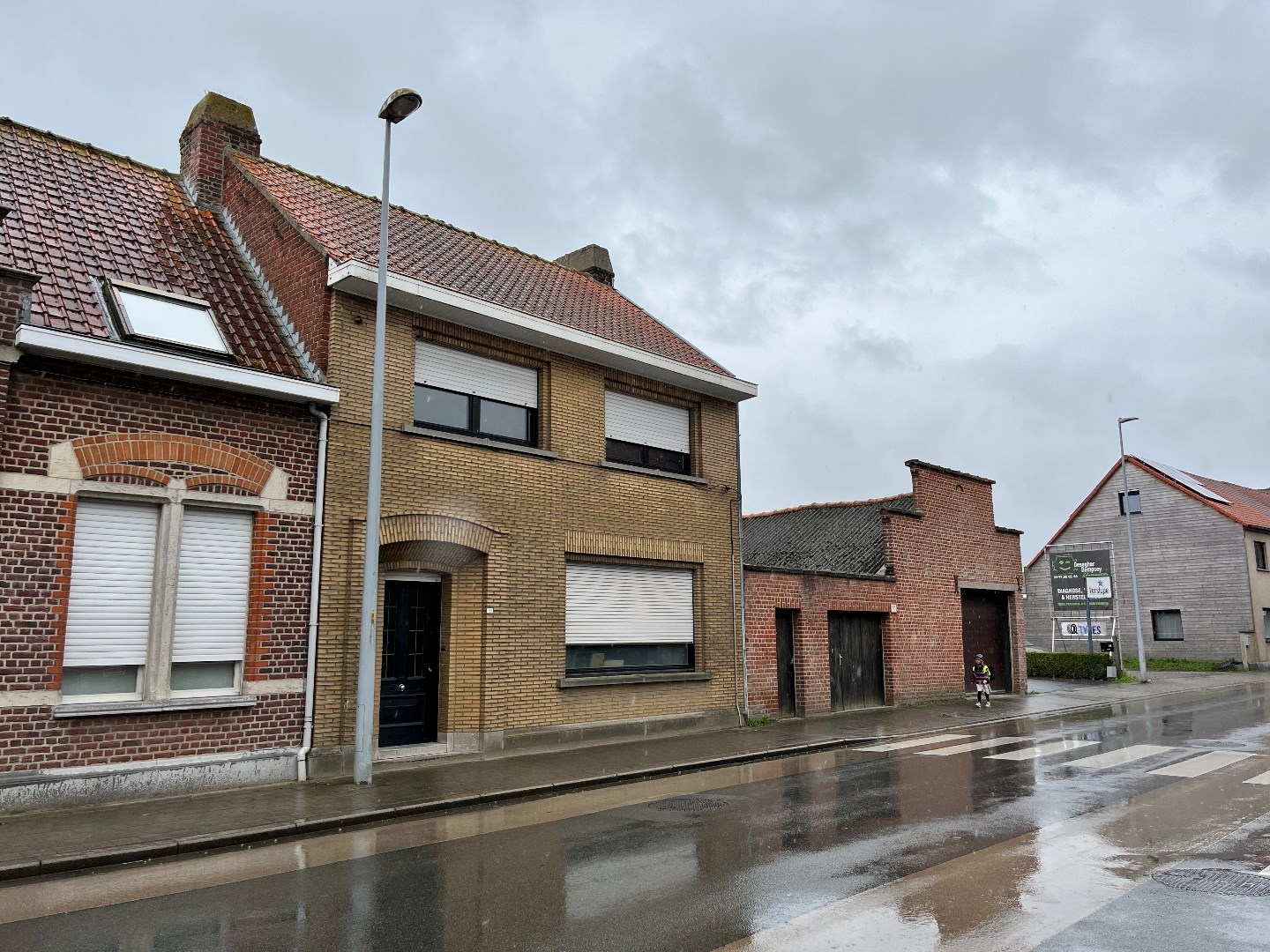 Ruime woning met 3 slaapkamers te Poelkapelle - foto 1