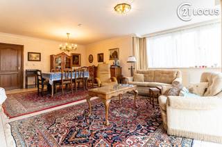 Op zoek naar een modern en comfortabel appartement in Beveren? Dit ruime 2-slaapkamer appartement op de derde verdieping biedt alles wat je...