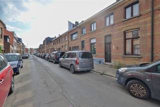 This house to renovate can be found in a child-friendly location in Mortsel. In the immediate vicinity there are several schools and several...