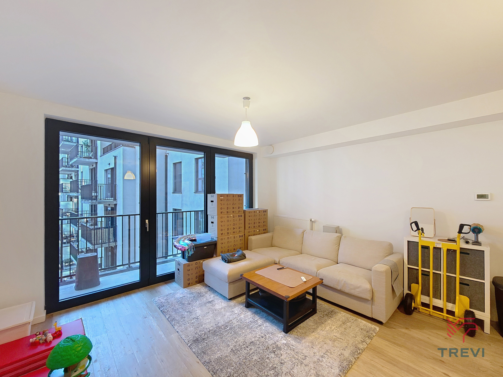 Apartment for rent in Etterbeek with 3 bedrooms - photo 1