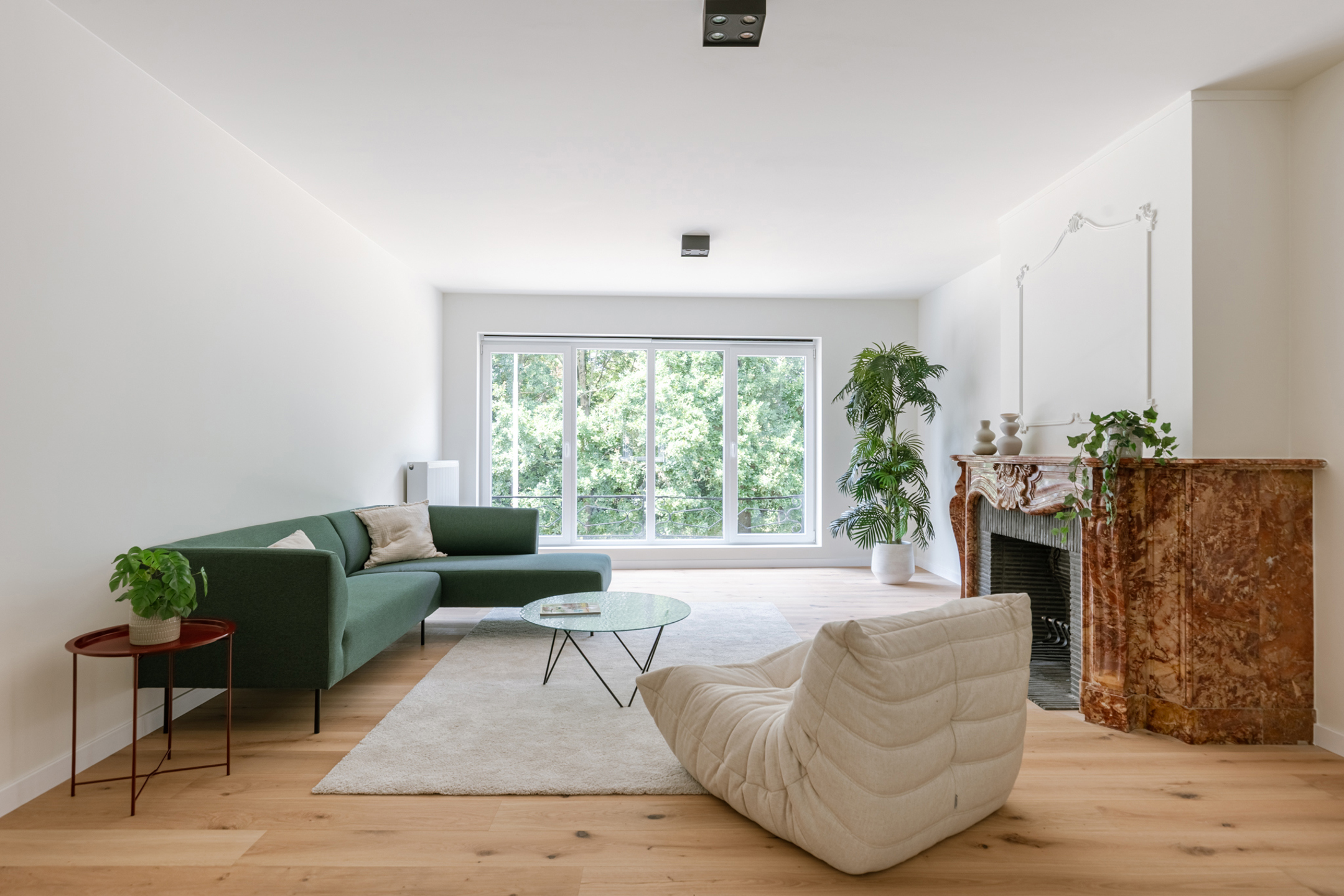 Kwalitatief gerenoveerd appartement in Sint-Amandsberg - foto 4