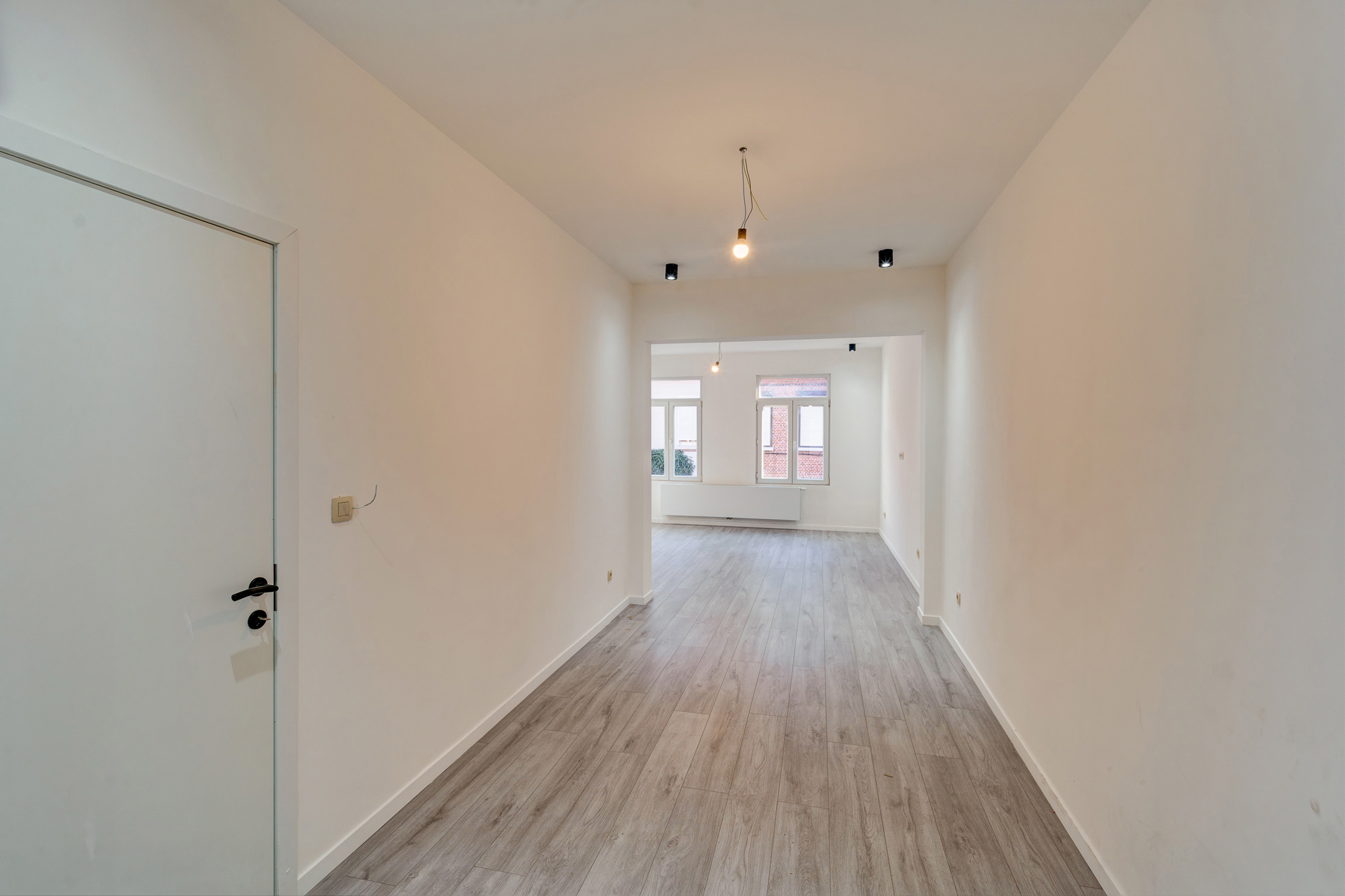 Ruime stadswoning met terras, garage en 4 SLPK in Mechelen - foto 4