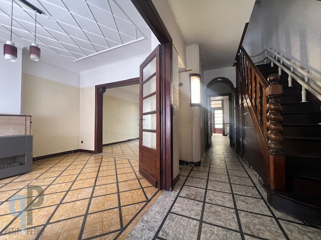 Te renoveren woning met 3 slaapkamers en stadstuin - foto 3