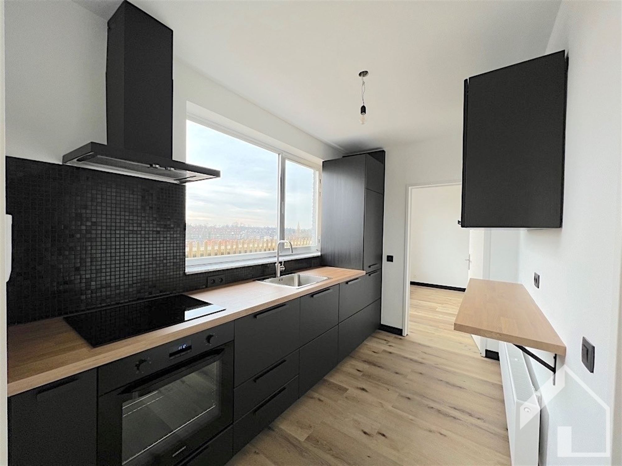 Apartment - photo 4