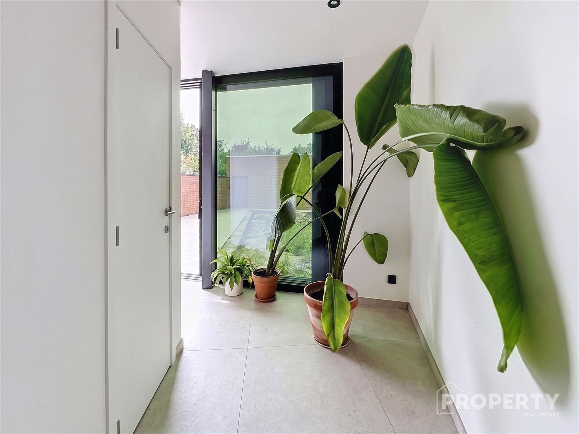 Instapklare halfopen bebouwing op rustige locatie te koop! - foto 2