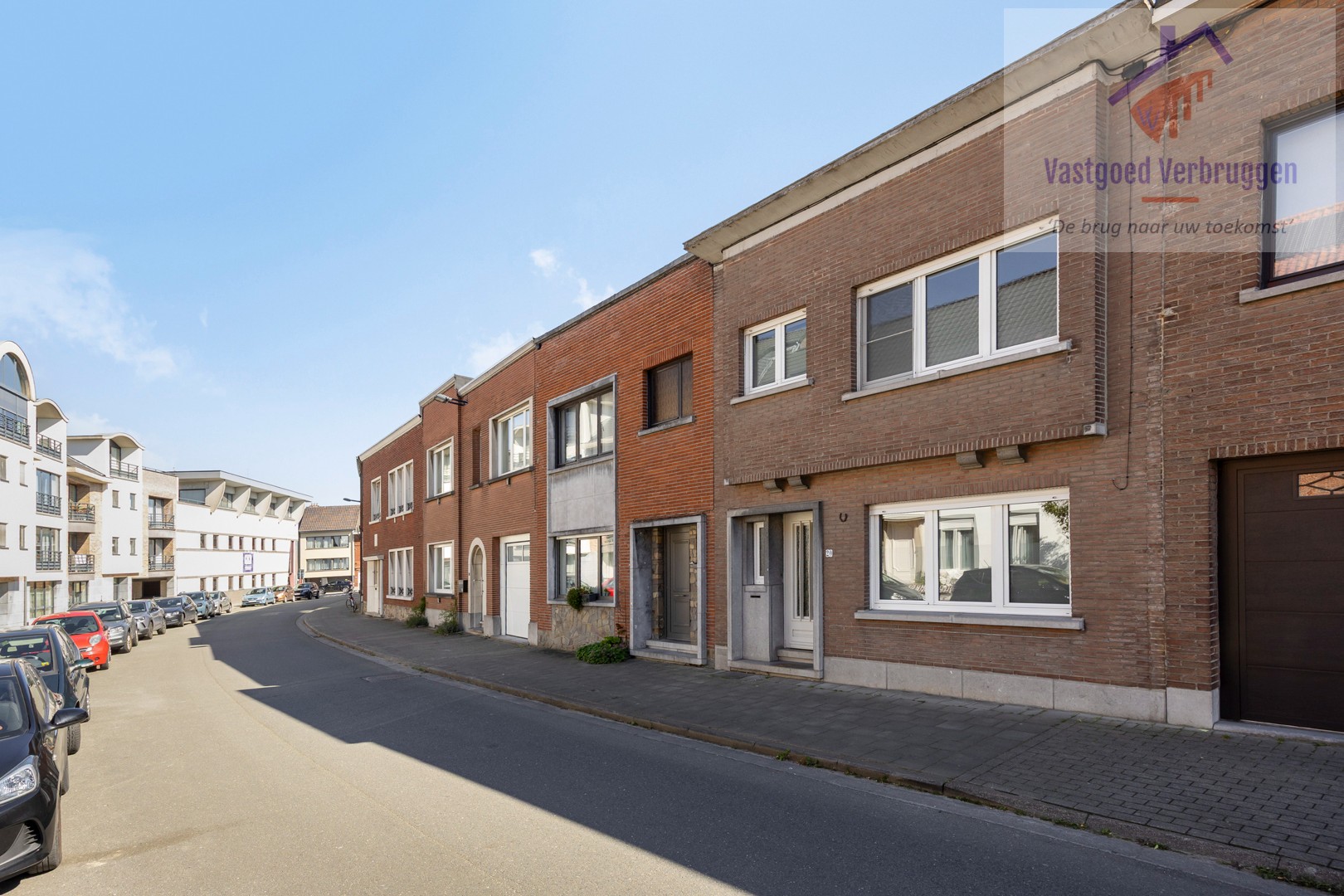Te renoveren solide woning met prachtige stadstuin op toplocatie in centrum Aalst - foto 2