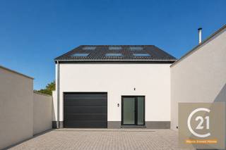 À vendre – Propriété d’exception à Zaventem (Diegemstraat 120)Century 21 vous propose cette magnifique maison entièrement rénovée située à...