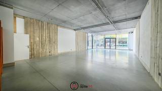 Commercial à louer à Bilzen-Hoeselt