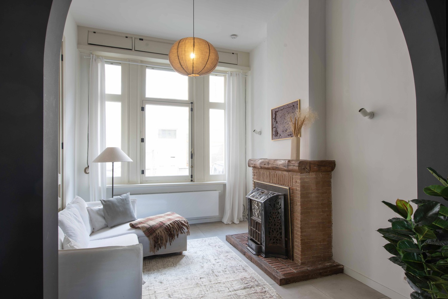 Maison de maître rénovée avec 4 chambres et un agréable jardin à Zurenborg - photo 5