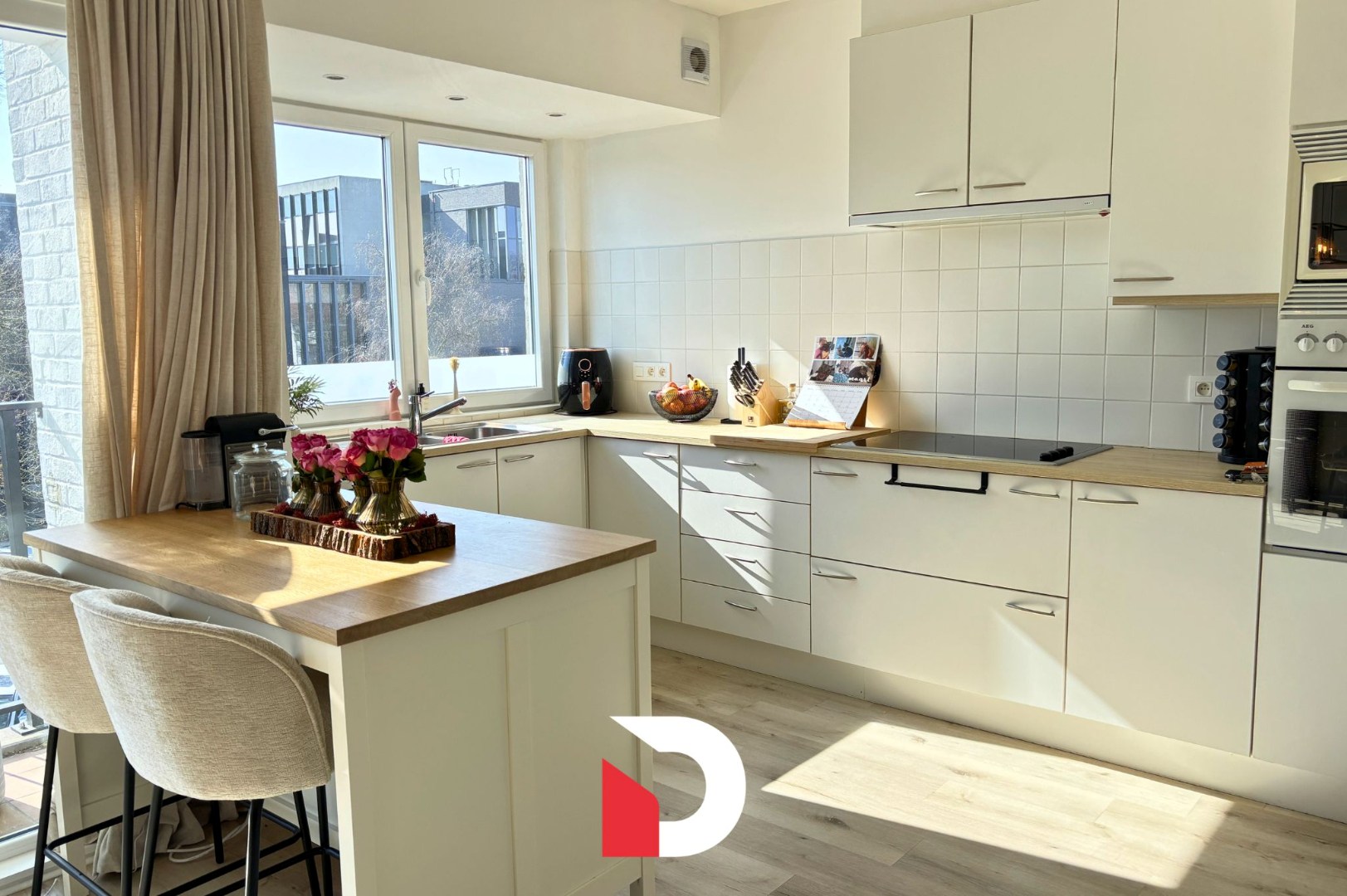 Lichtrijk appartement met garagebox vlakbij centrum Brugge - foto 2