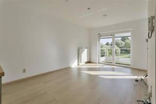 Erkende Assistentieflat in woonzorgcentrum ' Residentie Maalbeek' te Grimbergen. Deze flat is voorzien van alle comfort en bestaat uit een inkom,...