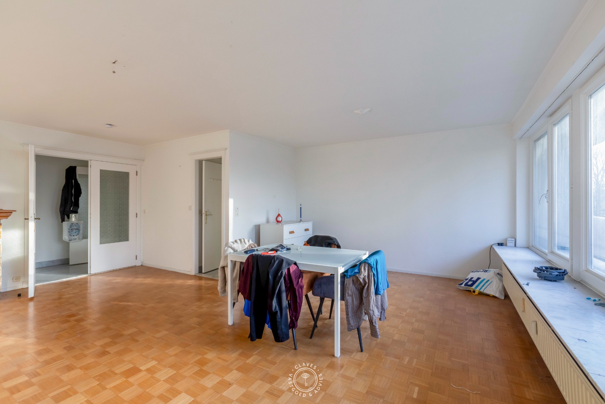 Ruim en lichtrijk hoekappartement met 2 slaapkamers - foto 3