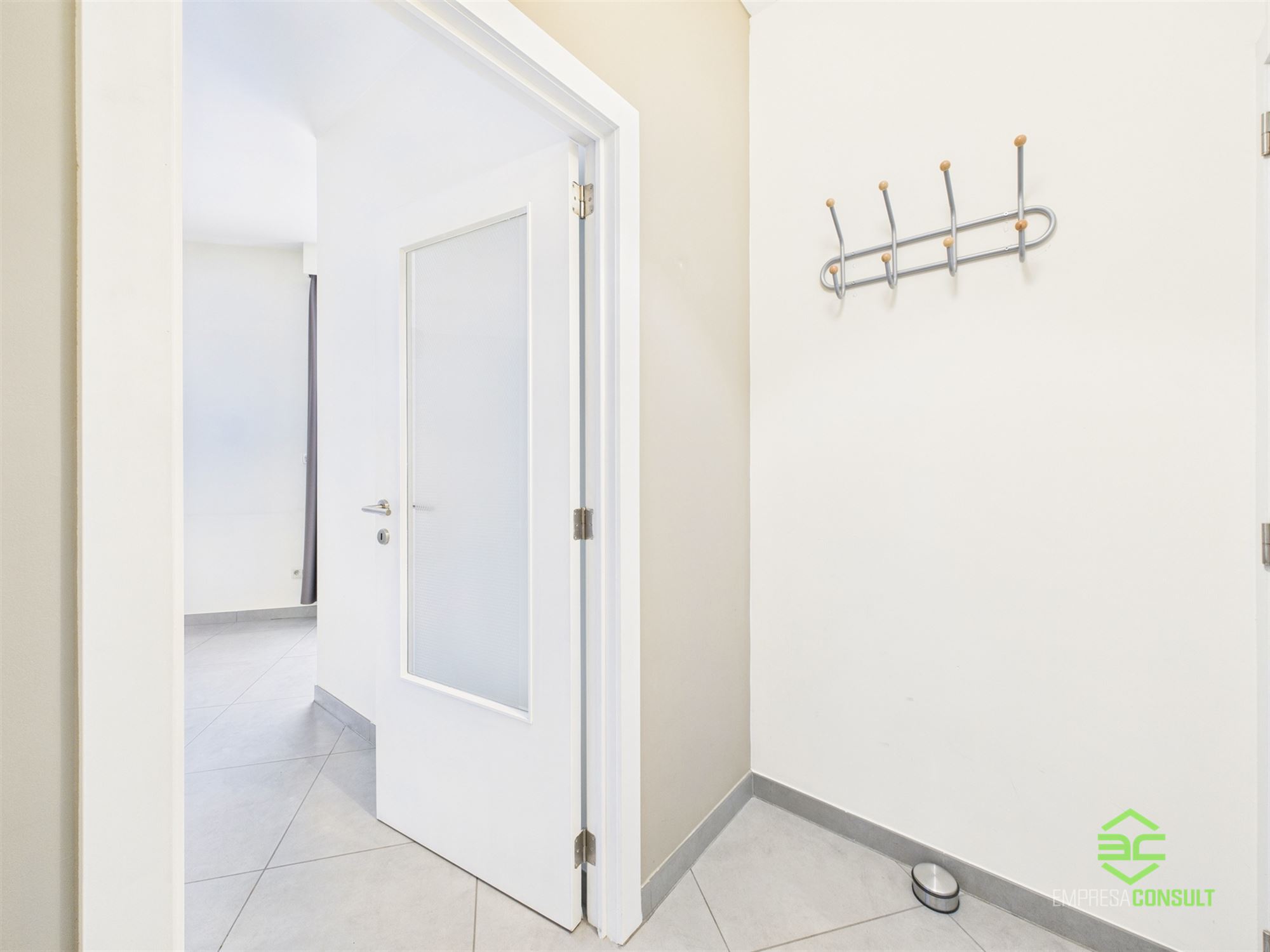 Interessant opbrengsteigendom met 4 app in het centrum! - foto 4