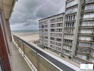 Te koop: instapklaar appartement op de 5de verdieping van residentie Zandbank, met mooi lateraal zeezicht. Gelegen op een toplocatie dicht bij...