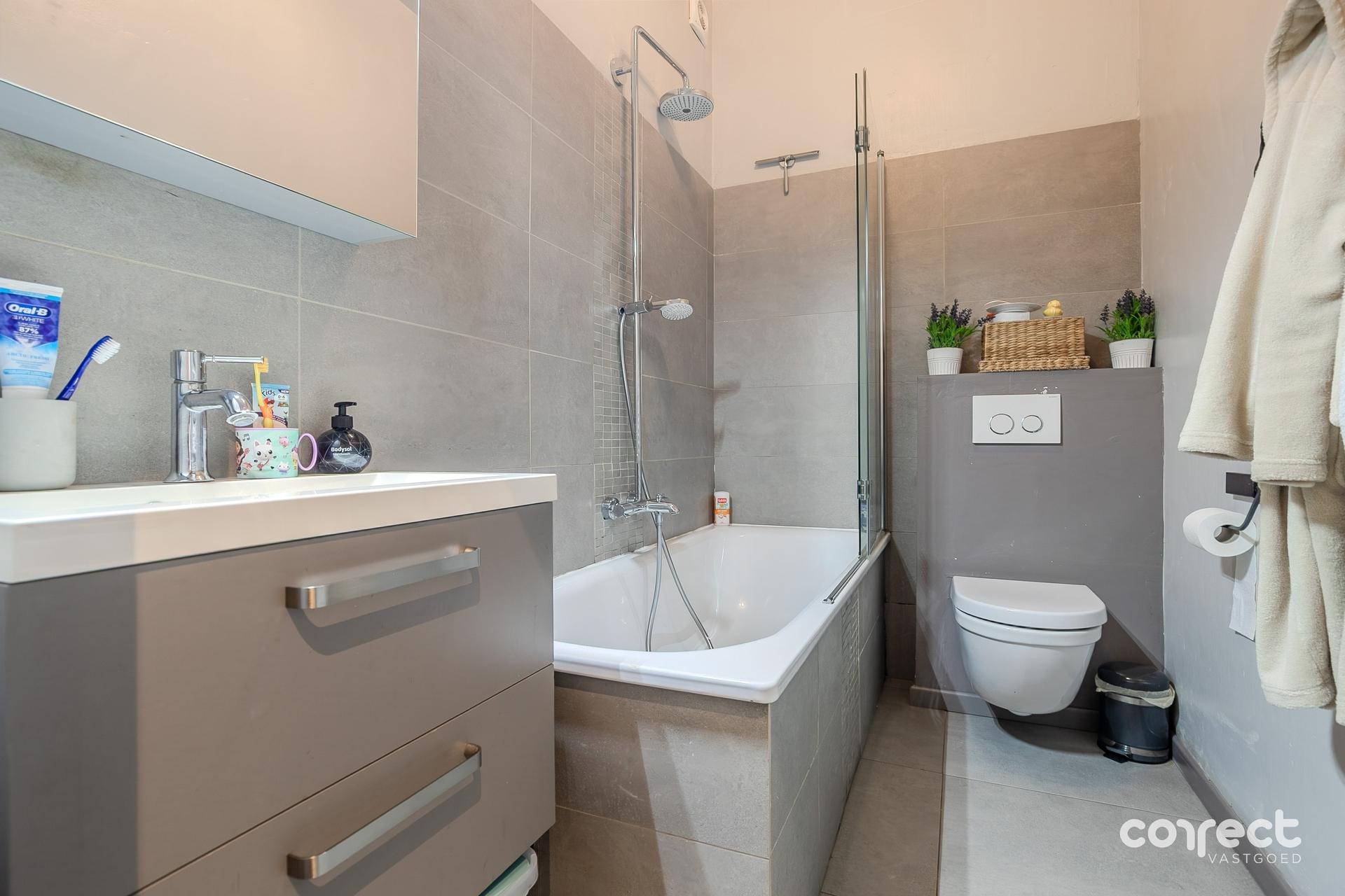 Charmant gelijkvloers appartement met tuinterras. - foto 5