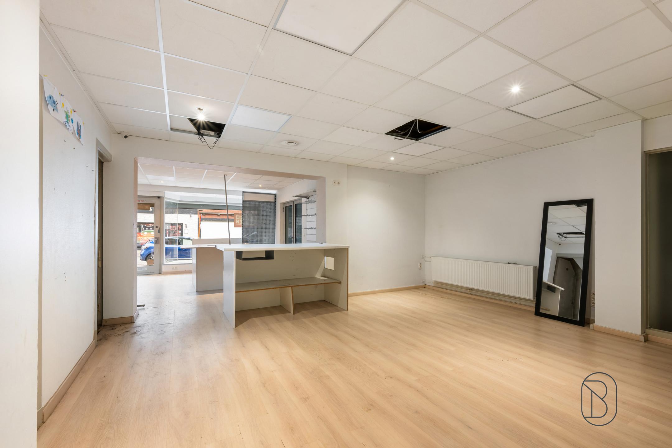 Handelspand met ruime woonst, garage en leuk terras - foto 4