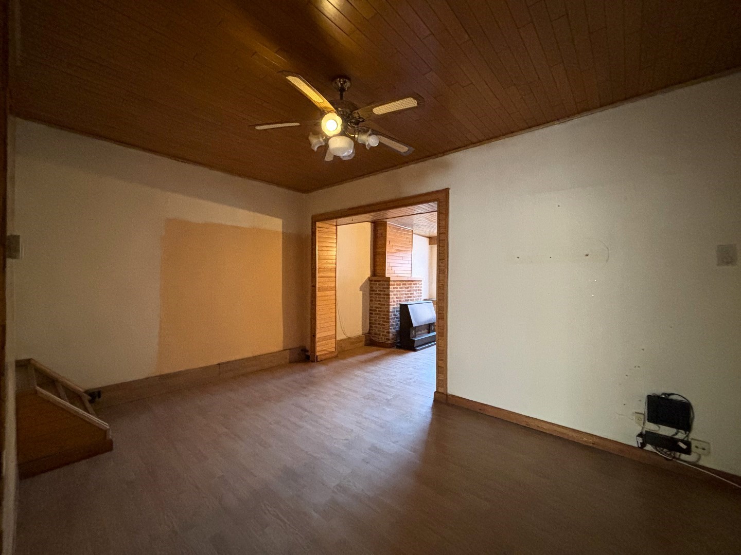 Te renoveren woning met 2 ruime slaapkamers in Mol - foto 4