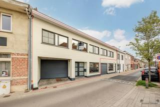 Uniek en uitzonderlijk ruim wonen in het hart van HammeDeze bijzondere woonst biedt een zeldzame kans voor wie op zoek is naar ruimte, privacy en...