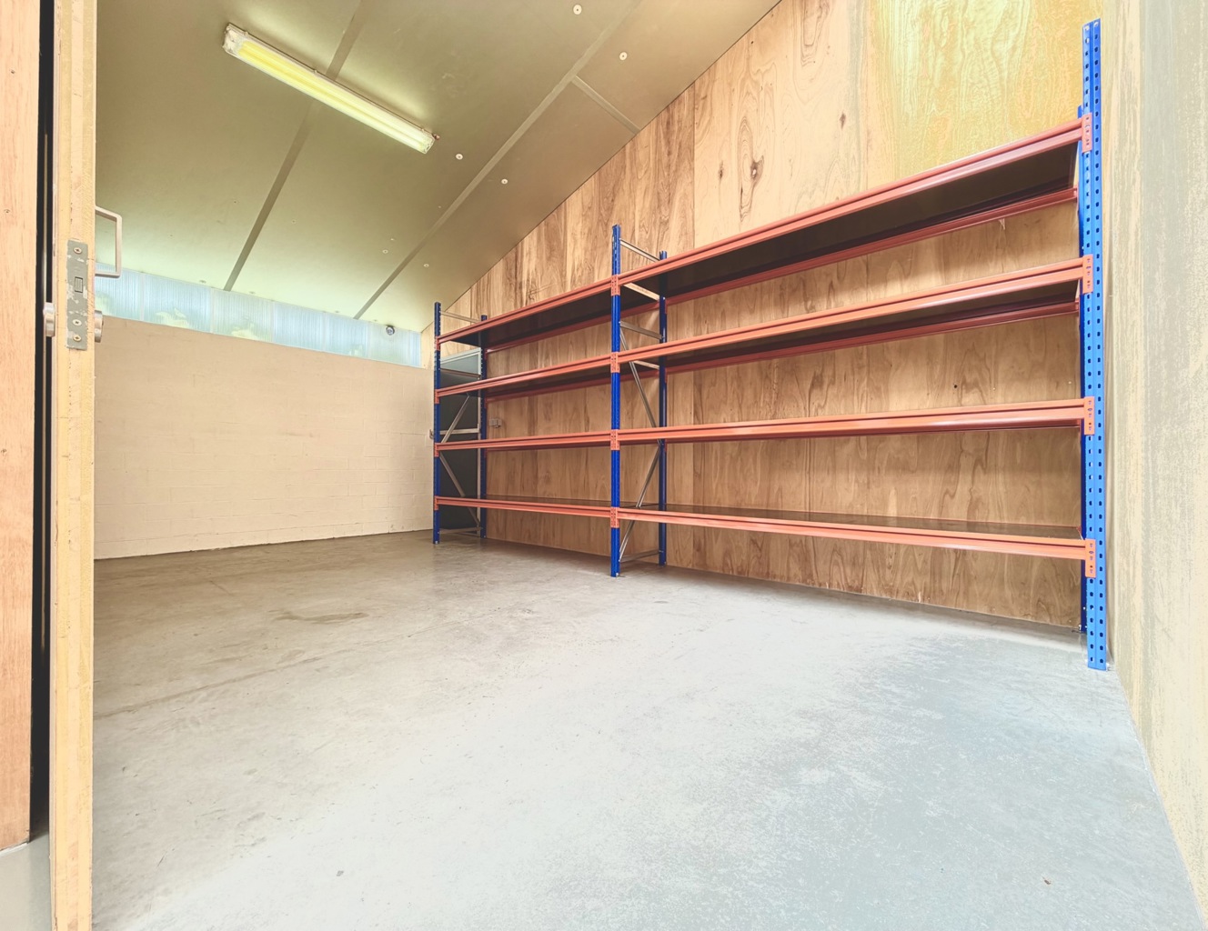 Commercial for rent in Wuustwezel
