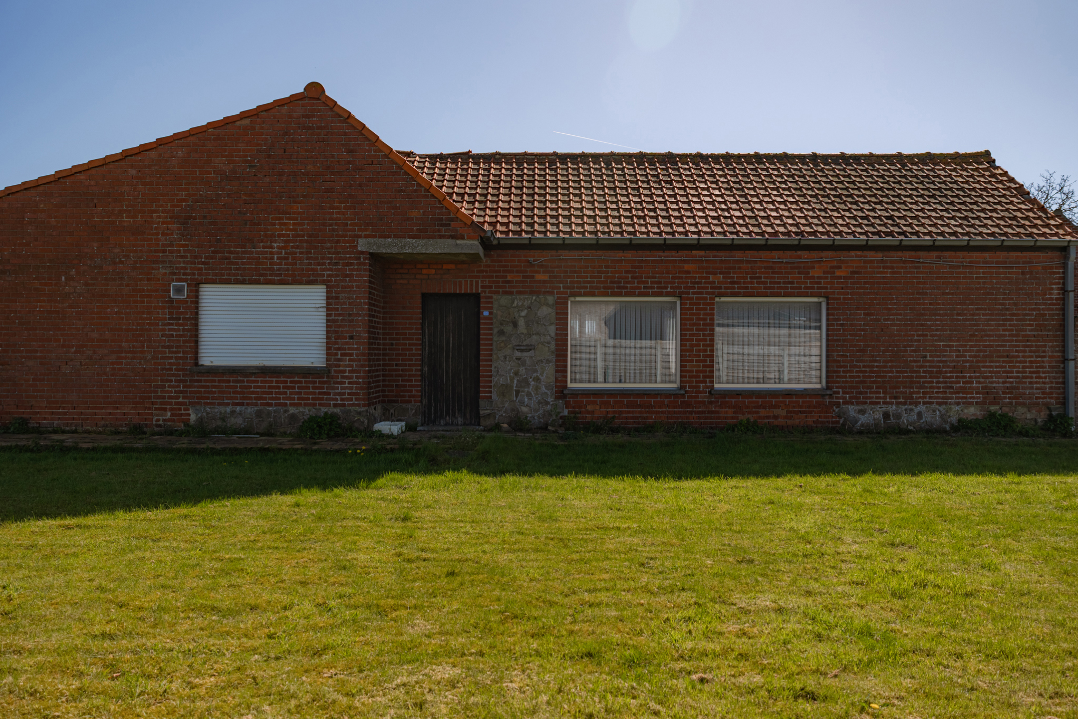 Te renoveren hoeve op ruim perceel te Lichtervelde - foto 4