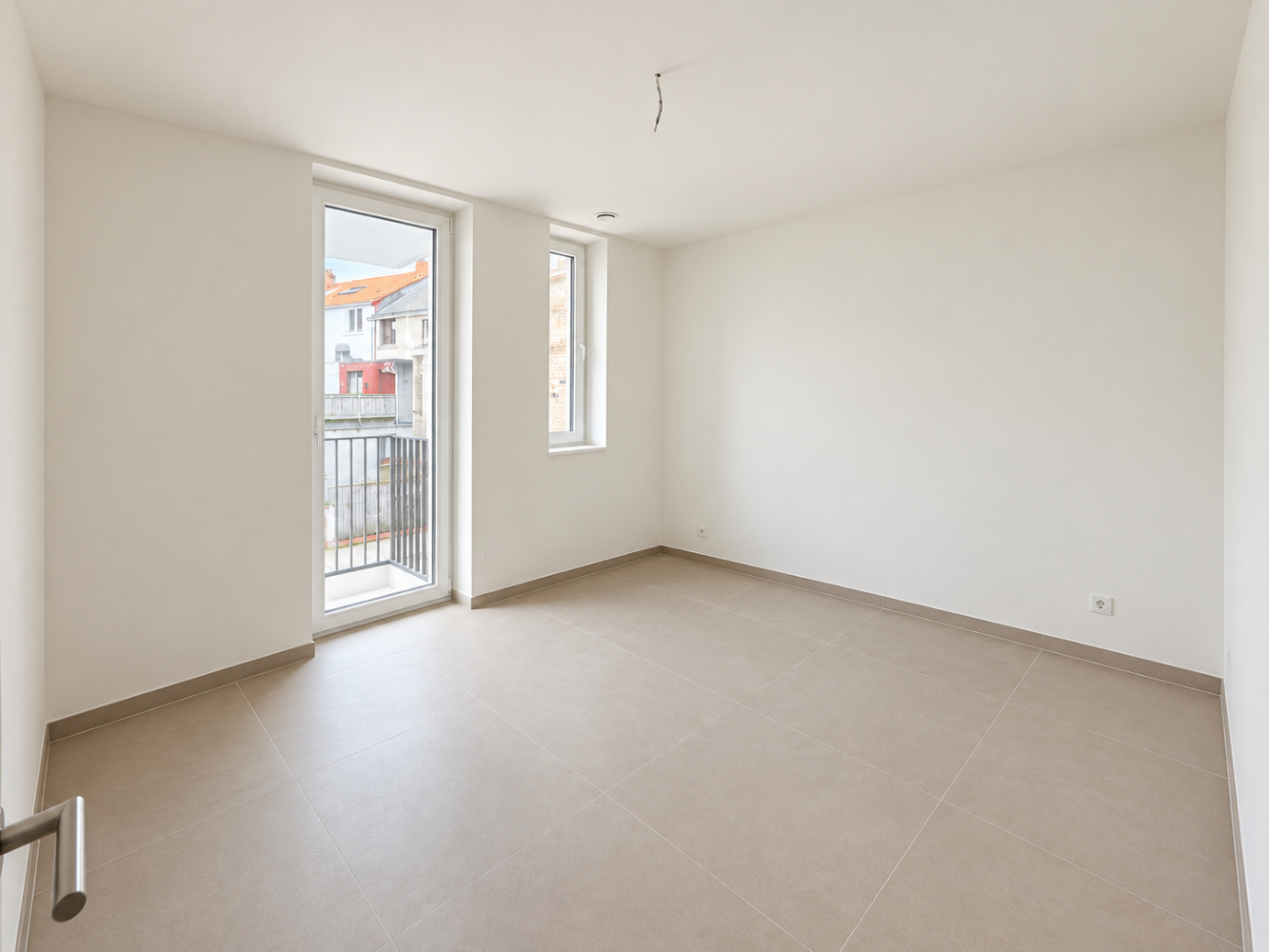 Ruim nieuwbouwappartement met 2 slaapkamers vlakbij het centrum - foto 5