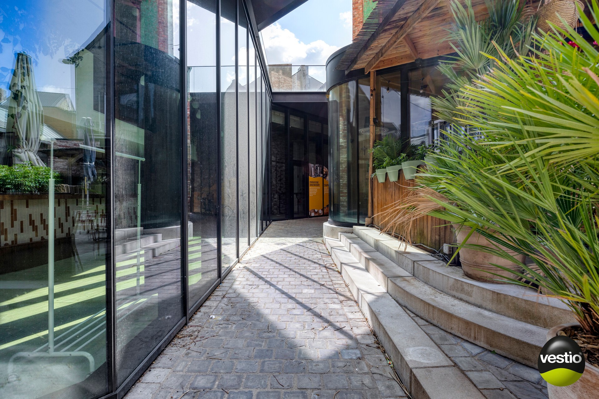 Polyvalent handelspand van ca. 245 m² op strategische locatie in centrum Hasselt. - foto 3