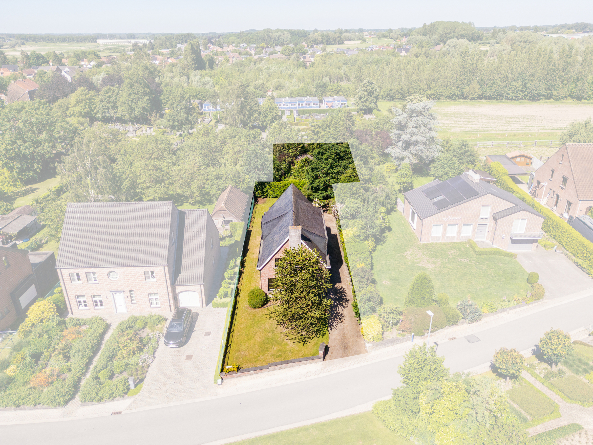 Open bebouwing met grote tuin en 3 slaapkamers in Temse - foto 2