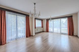 Appartement met twee slaapkamers te koop langs het Prinses Clementinaplein, in de residentie Wimbledon. Zee en strand liggen op wandelafstand,...